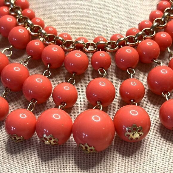 Gold Tone Chain Pink Beaded Statement Necklace 18 in Ext. 3 in - Picture 6 of 12